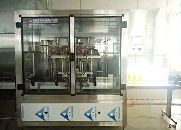 1-5L小包裝伺服技術灌裝機